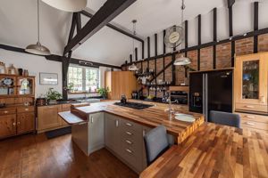 Photo 24- click for photo gallery